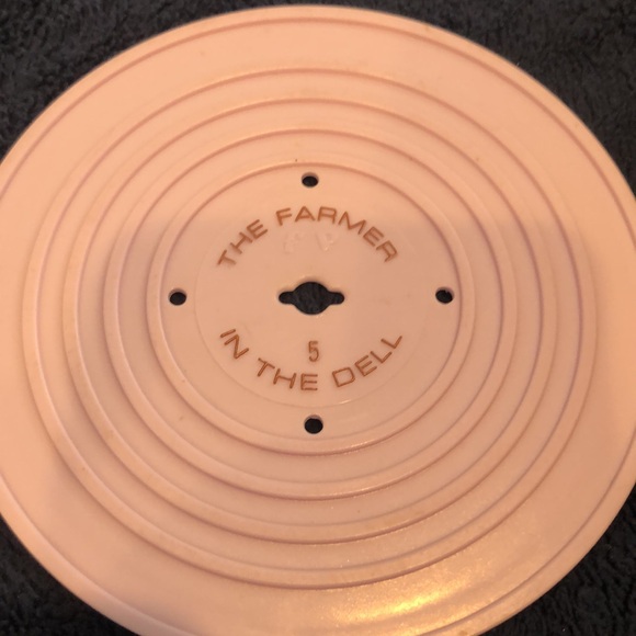 Fisher Price Record Player Circa 1970s - Picture 16 of 17